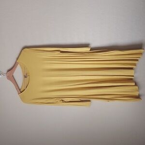 Simplistic Yellow Dress with POCKETS!!!